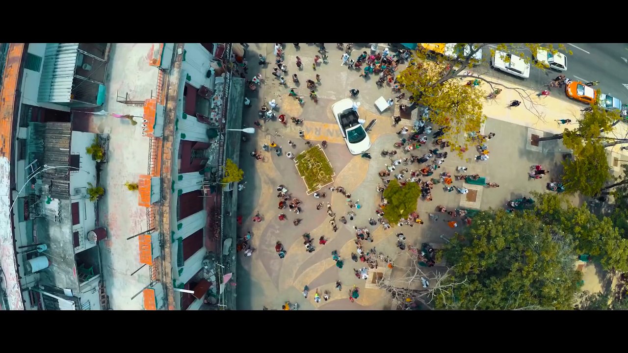 Yomil x Dany - Como te descargo (Official Video)