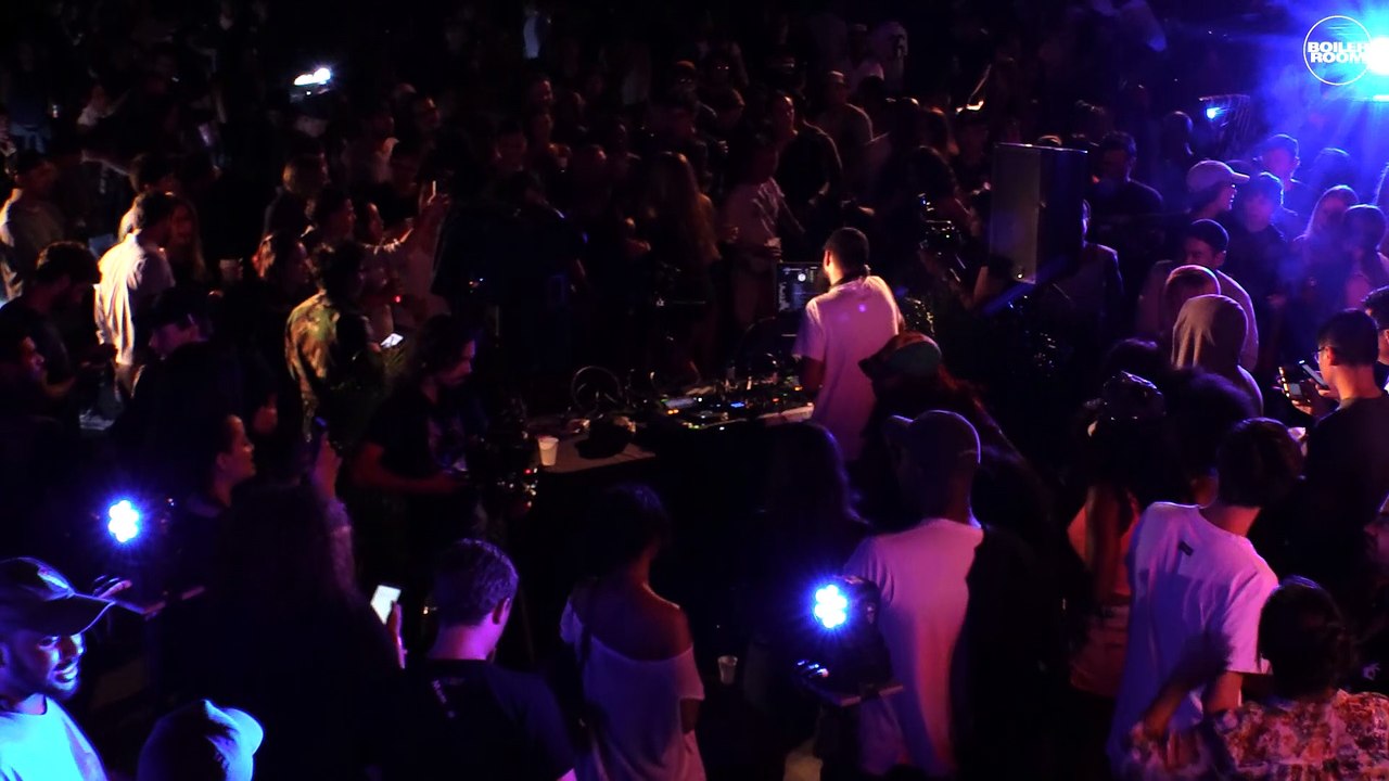 Dre Skull Ray-Ban x Boiler Room 020 Unplug DJ Set
