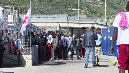 Migrants : les associations mobilisées à la frontière italienne