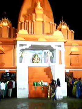 People have already started venturing out pandal-hopping and clicking selfies. In Kolkata,