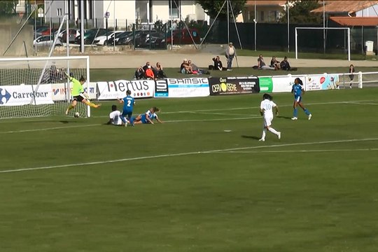 D1 féminine - Soyaux 2-1 OM : le but de Viviane Asseyi (22e)