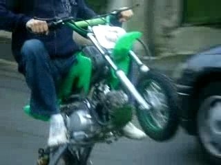 joe en mode roue dirt