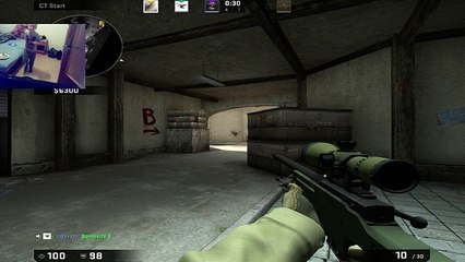 Son petit frère gagne une partie de counter strike