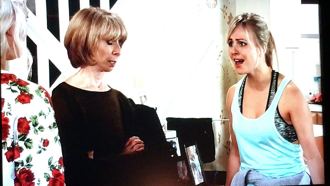 coronation street 2016 Sarah & Bethany & David scenes