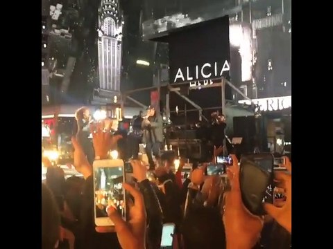 Empire State of Mind en live par Alicia Keys, Jay Z et Nas à New York ! 2016