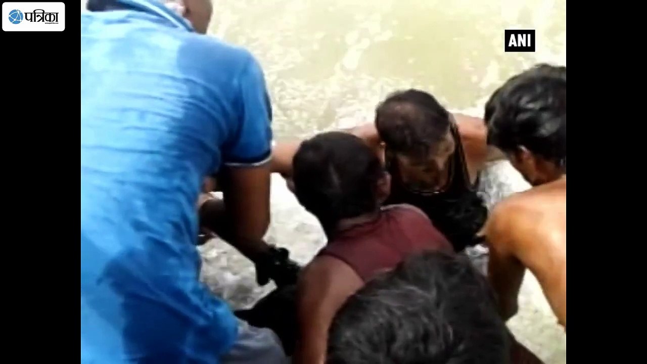 Watch- Youth Trapped In River Boulders Rescued After 2 Hours