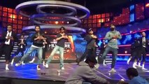 Kapil Sharma And Shahrukh Khan Funny Dance In Filmfare Awards 2016