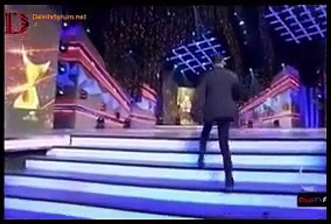 kapil sharma Best Funny With shahid kapoor Star Guild Award Function Performances 2015