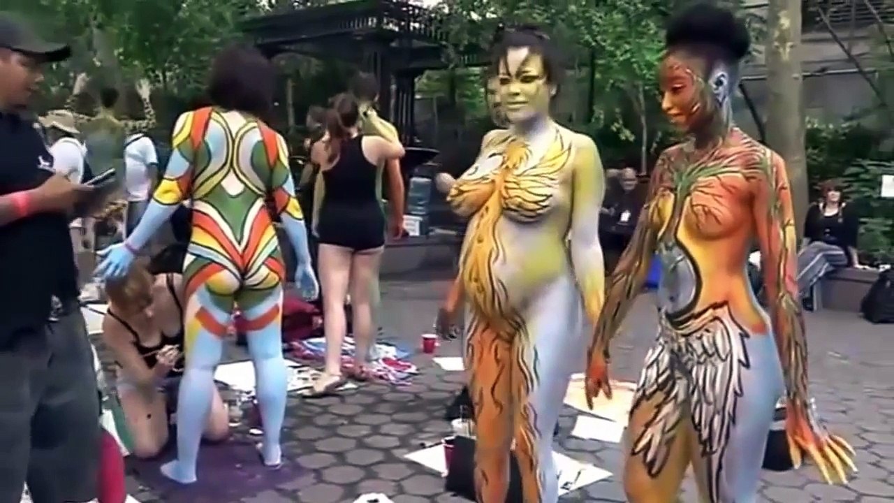 Body painting day festival Amsterdam   nice body for summer