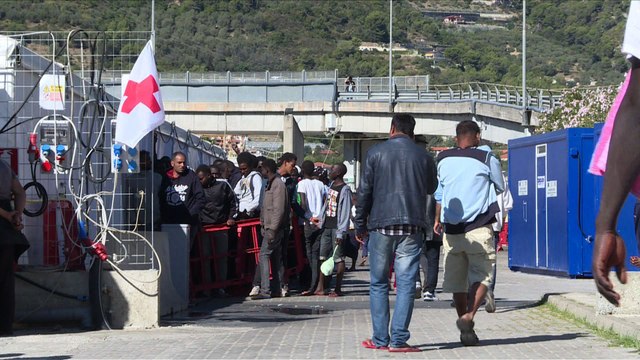 Migrants : les associations mobilisées à la frontière italienne