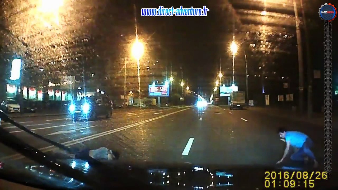 Les piétons renversés par les voitures n°4 / Pédestrians Vs Traffic on the road