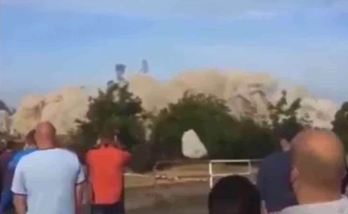 Des personnes chanceuses ! Regardez ça !