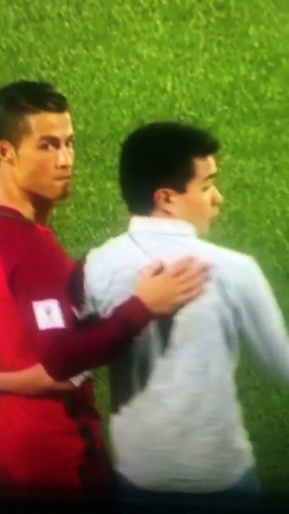 Cristiano Ronaldo's Selfie With A Fan