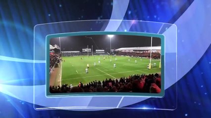 Striker au rugby se fait violemment plaquer !