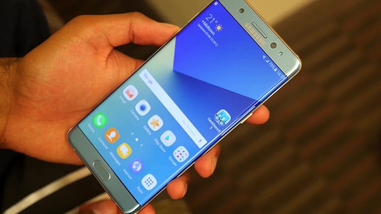 Galaxy Note 7 Iris Scanner Test (In Darkness)