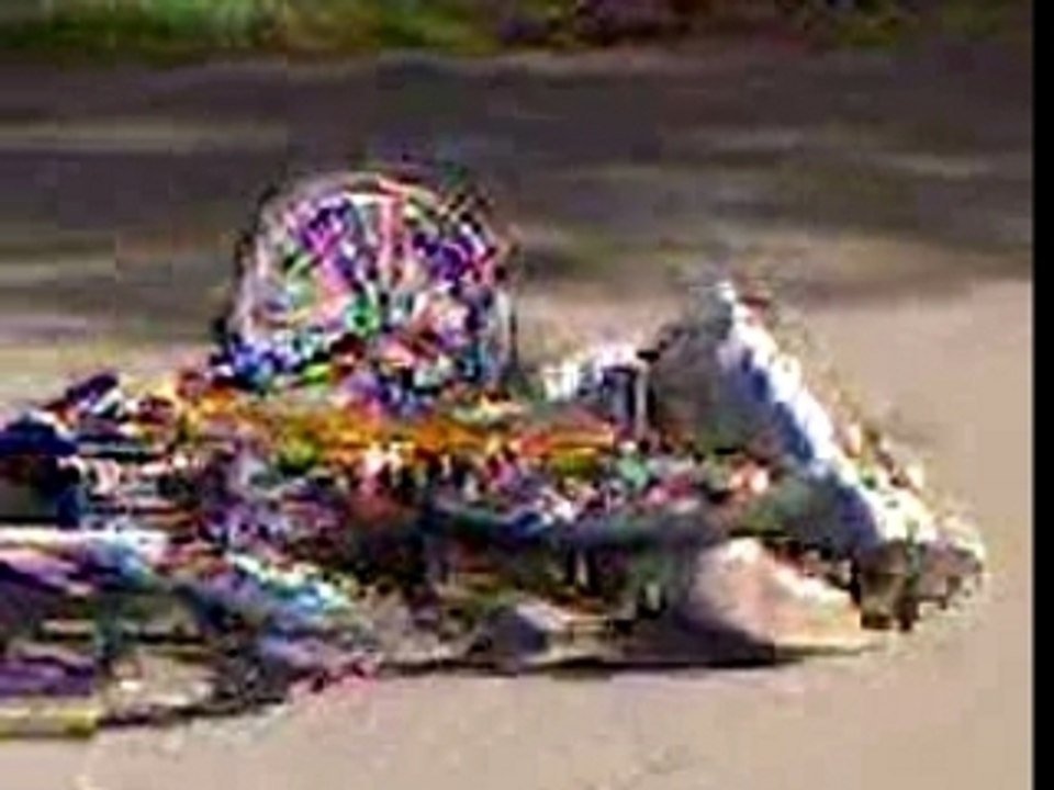 eliot tramplin par dessus 3vélos et un mec