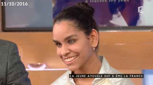 Jane, la jeune gagnante aveugle de The Voice veut soigner les criminels en chantant