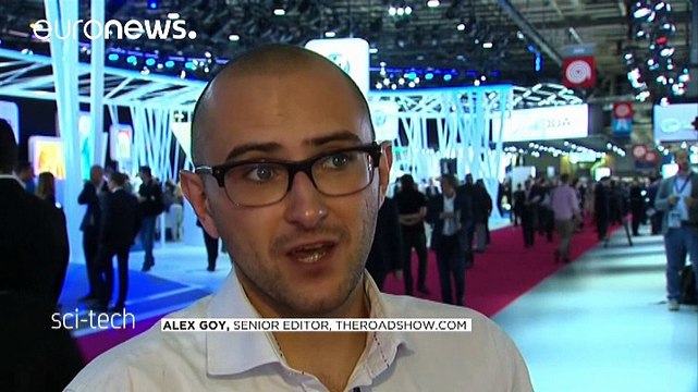 Ηλεκτρικά αυτοκίνητα στο Σαλόνι Αυτοκινήτου στο Παρίσι