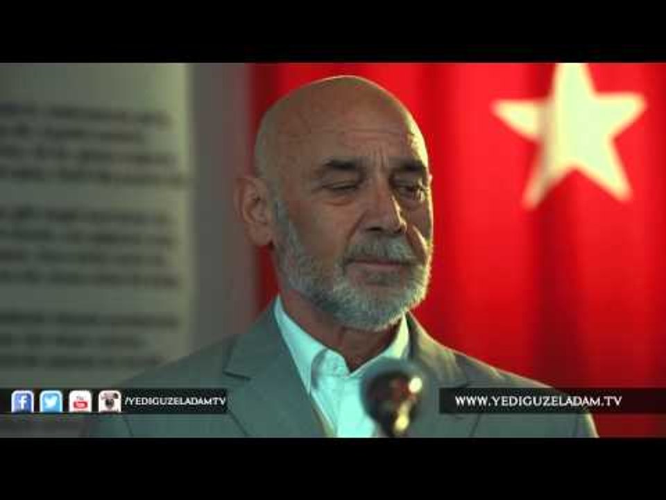 Dünya Bir İnkılap Bekliyor - Necip Fazıl Kısa...