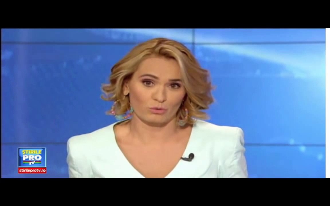 Andreea Esca a fost UDATA in direct cu o GALEATA de apa! Priveste REACTIA ei si ce MASURI a luat impotriva celor care au