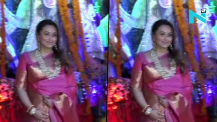 Rani Mukherjee paints red on last day of Durga Puja