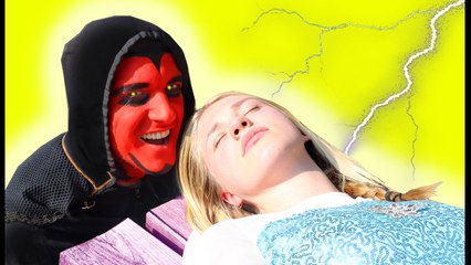 Is Frozen Elsa Dead- Evil DEVIL Kiss of Death- w- Spiderman Joker Toy! Superhero fun IRL