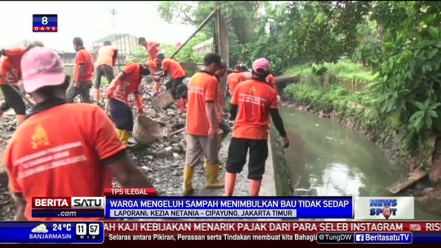 Pembersihan Sampah di Tepi Kali TMII Sudah Sejak Kemarin