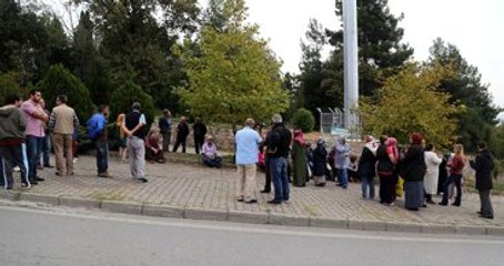 İzmit'te Mezarlığa Baz İstasyonu Yapılmasına Tepki