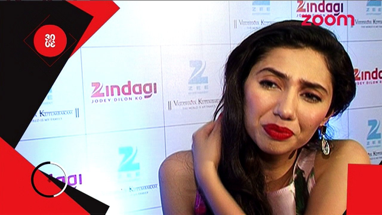 Mahira Khan To Be Replaced In 'Raees', MS Dhoni The Untold Story Enters Rs100 Crore Club