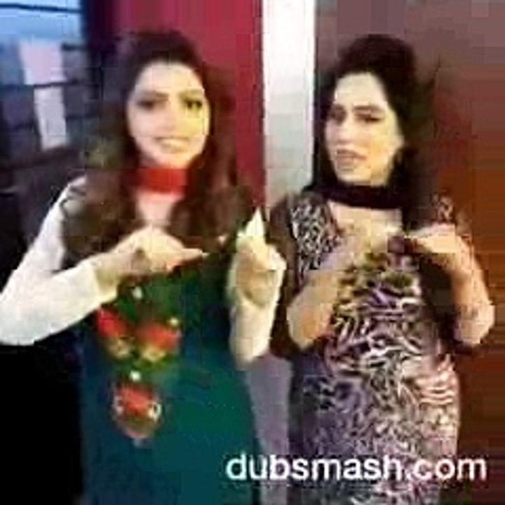 25.Pakistani Female Newscaster Dubmash - Check Out Most Hilarious Video