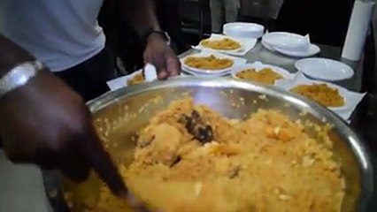 Des jeunes de cité lancent un défi : distribuer des repas aux migrants