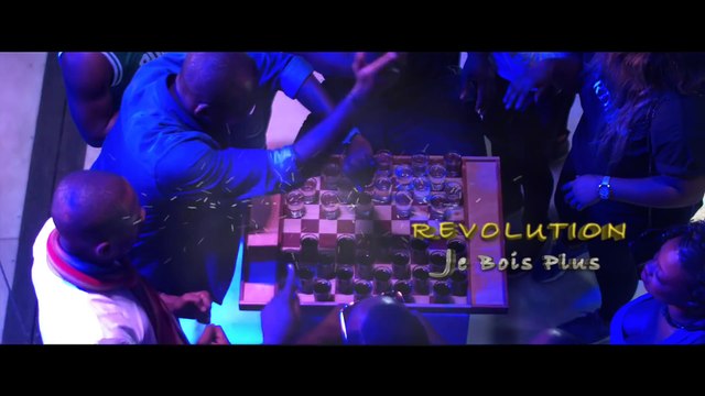 JE BOIS PLUS-REVOLUTION (Clip-officiel)