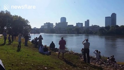 US bridge fails to collapse during explosive demolition