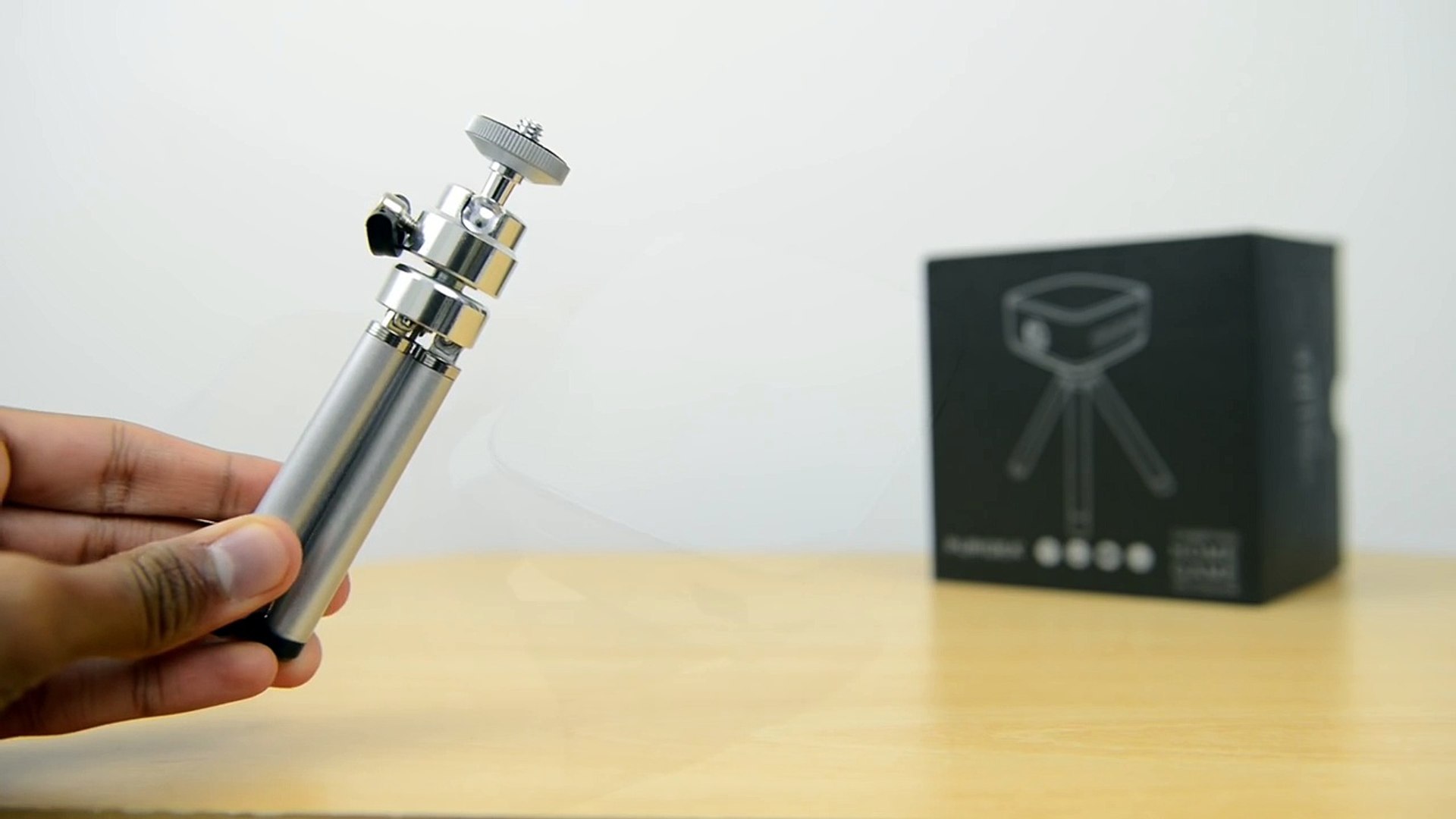 Pocket Smartphone Projector from Puridea - Full Review