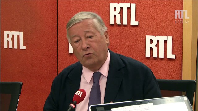 Les confidences de François Hollande gâchent complètement son interview à L'Obs , estime Alain Duhamel