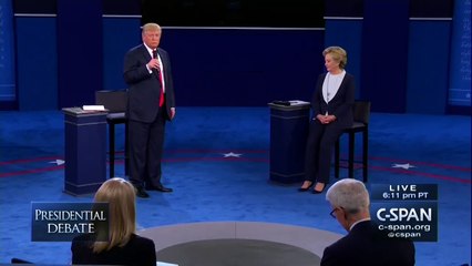 Hillary Clinton and Donald Trump Spar over Hot Mic Mom