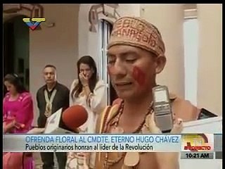 Así fue como la comunidad indígena honró a Chávez en el 'Día de la Raza'