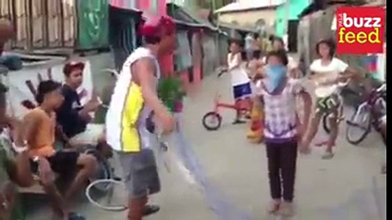 Çocuk olmanın inanılmaz hafifliği. incredible lightness of being a kid.  incroyable légèreté de l'être un enfant.