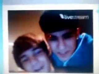 Zayn Malik wishes Eid Mubarak to the fans -