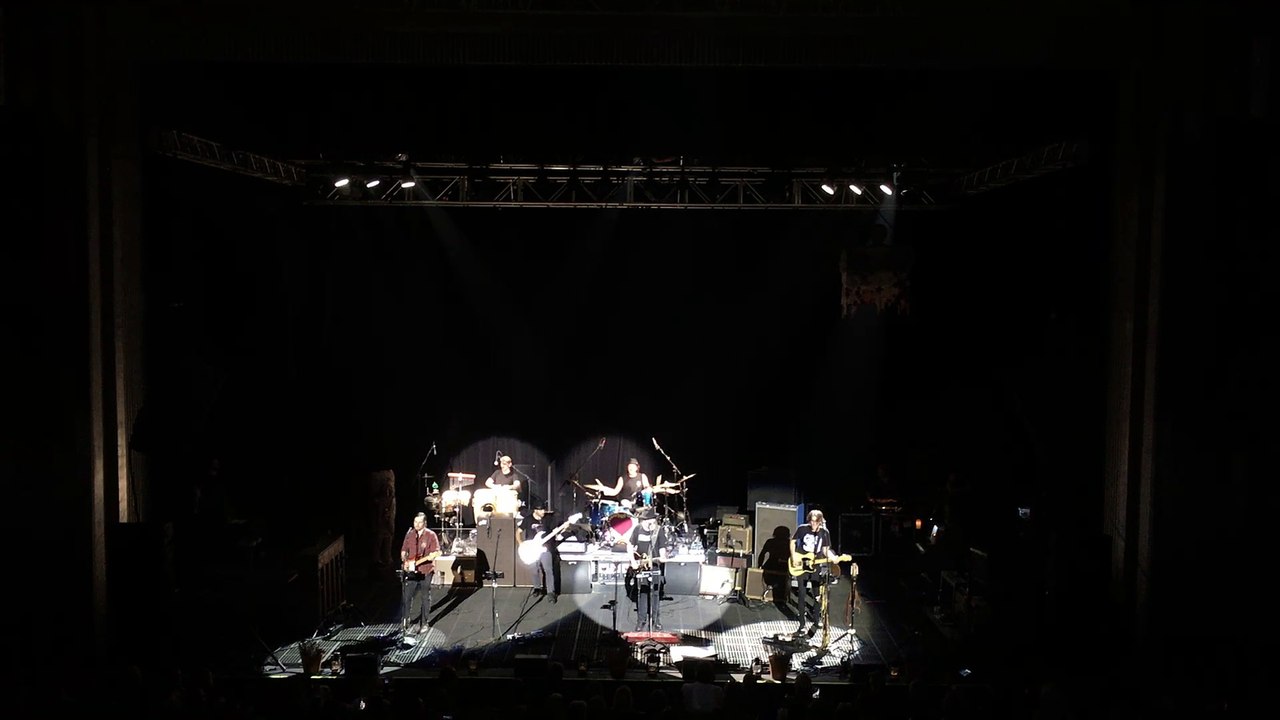 Neil Young & Promise of the Real, Hey Hey, My My (Into the Black) 10-12-16, Fox Theater, Pomona, Ca