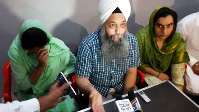 AAP Punjab Deputy Incharge Jarnail Singh and other AAP leaders briefs media in Talwandi Sabo