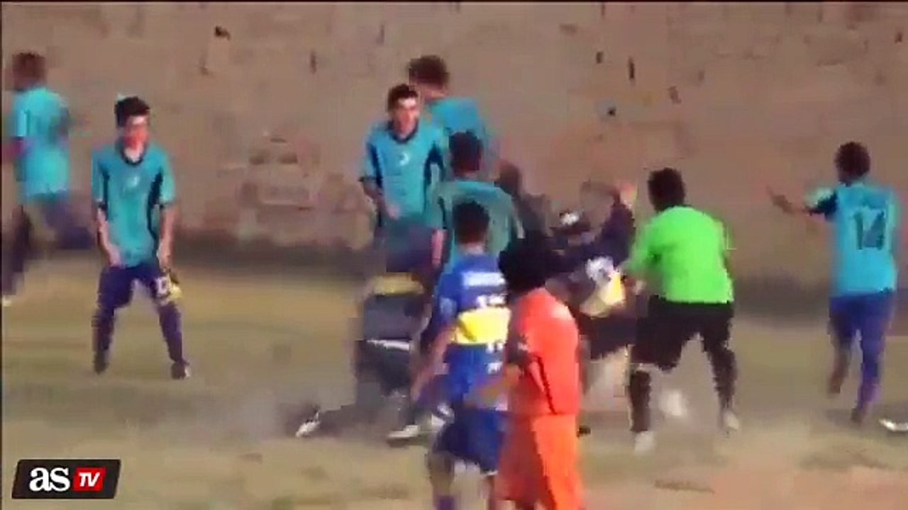 Referee brutally attacked during game in Argentina