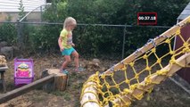 Un papa pas comme les autres, il invente un parcours en bois Ninja Warrior pour sa fille de 5 ans