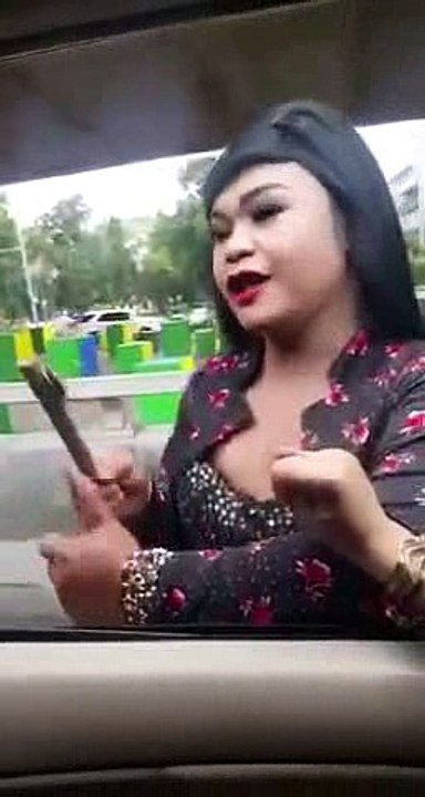 Bencong Nyanyi Saru