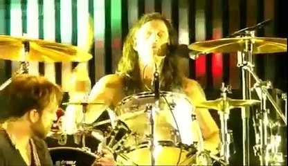 KINGS OF LEON - Use somebody (live)