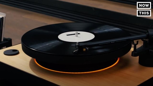 This Is The World's First Levitating Turntable