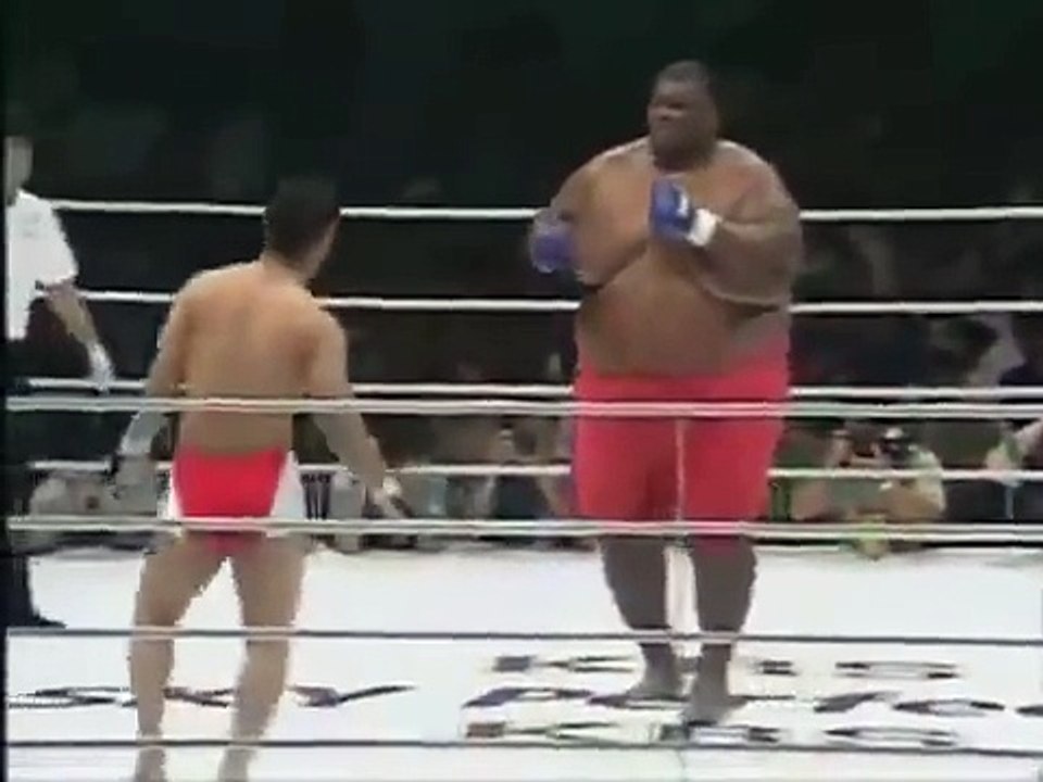 Funniest Fight You Ever Seen In Your Hole Life