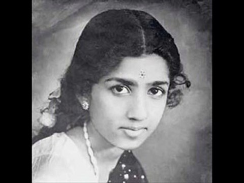 Hazar Baatein Kahe Zamana (Ghatna) Lata Mangeshkar Music Ravi.