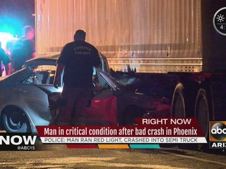 21-year-old in critical condition after crash in north Phoenix