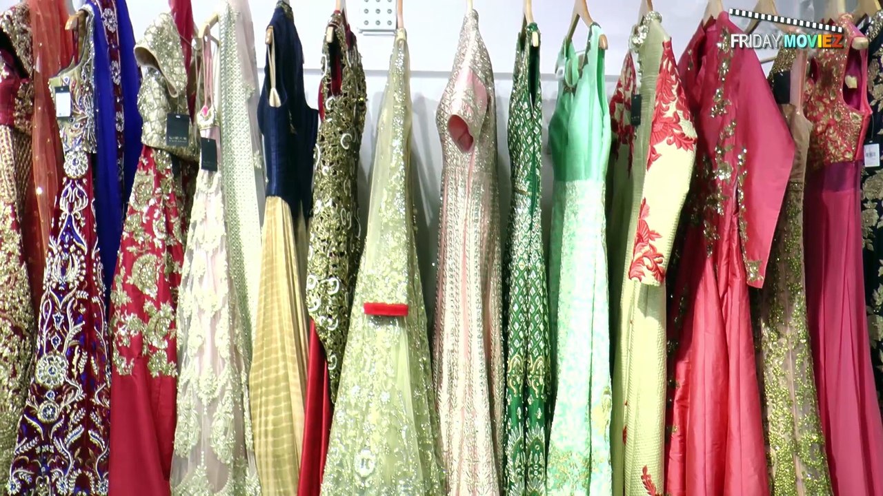Cast 'Saat Uchakkey' Showcase Riyaz Gangji's Latest Collection